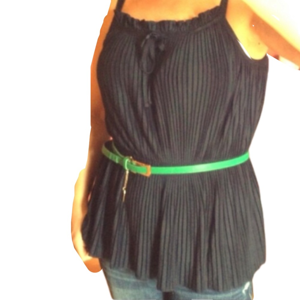 NEW TANK Pleated dark navy top. Very cute
